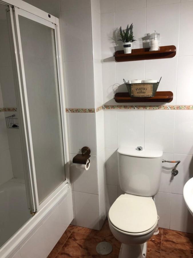 Piso En Pedregalejo A 50M De La Playa. Apartment Malaga Bagian luar foto